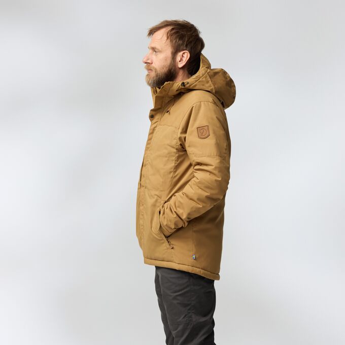 skogso_padded_jacket_m_82279-232_e_model_fjr.jpg