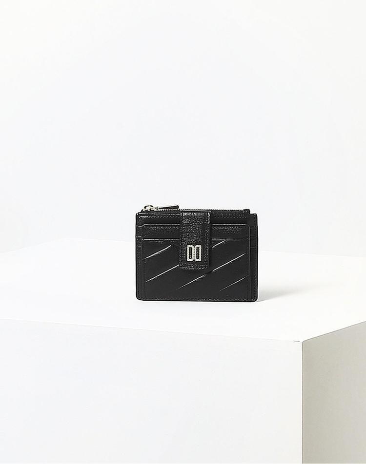 DCHO4F418BK_02.jpg